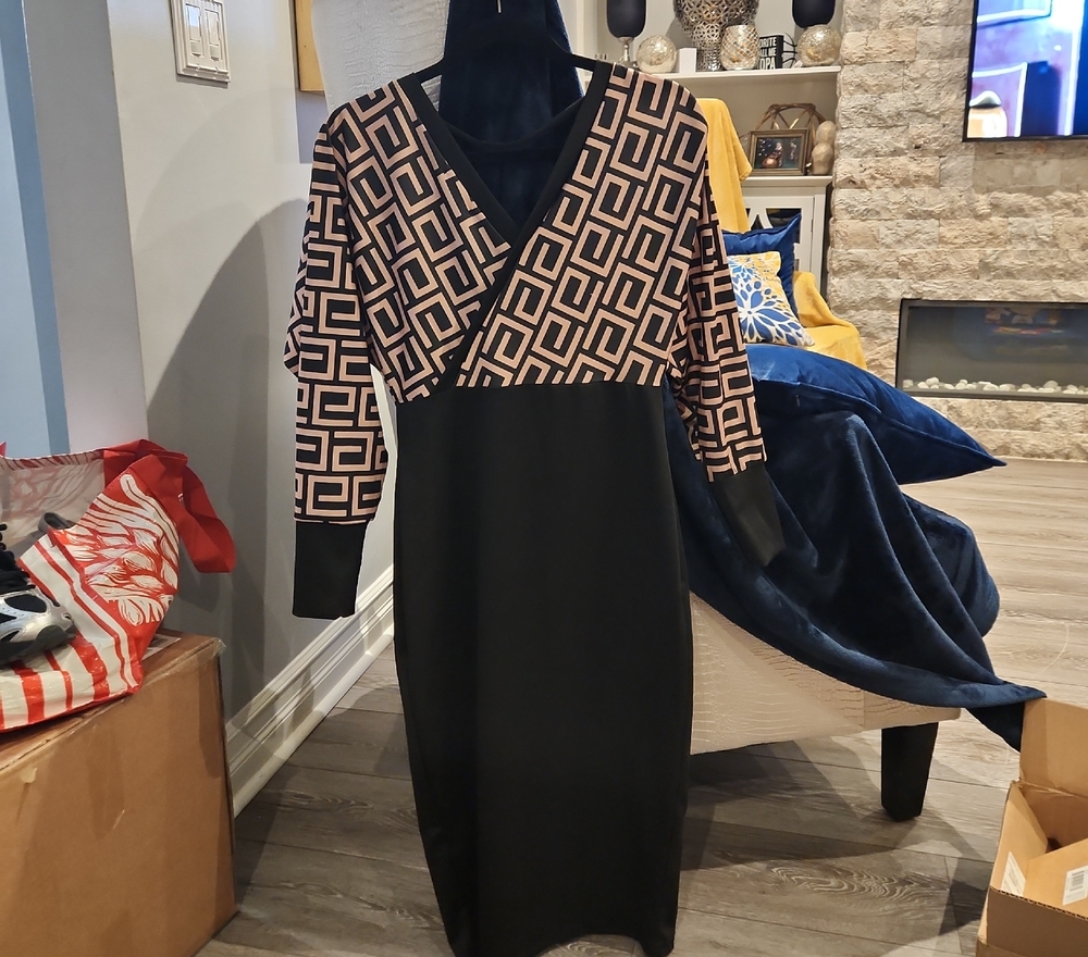 Geometric Wrap-Style Long Sleeve Dress in Blush and Black